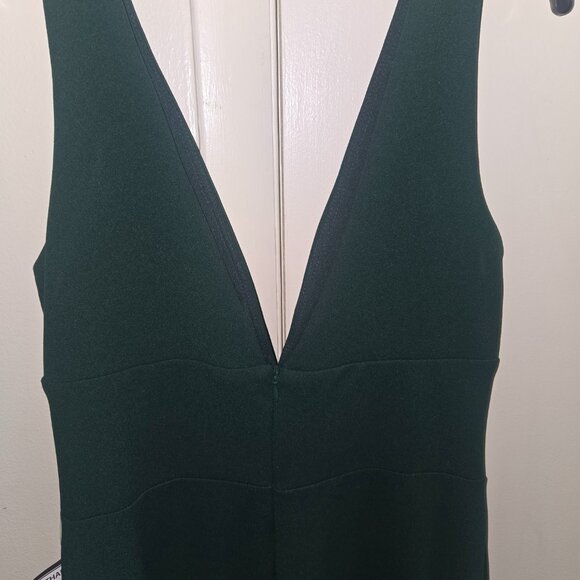 Green Betsy Adams Evening Gown - Picture 7 of 8